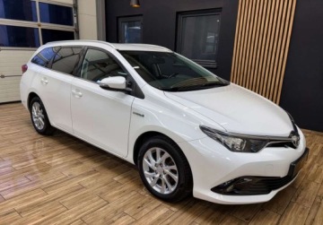 Toyota Auris II Touring Sports Facelifting 1.8 Hybrid 136KM 2016 Toyota Auris 1.8 HYBRYDA 136KM BEZWYPADKOWA kamera gwarancja 1.8, zdjęcie 4