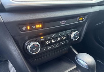 Mazda 3 III Sedan Facelifting 2.0 SKYACTIV-G 120KM 2017 Mazda 3 2.0 Benzyna 120KM, zdjęcie 16