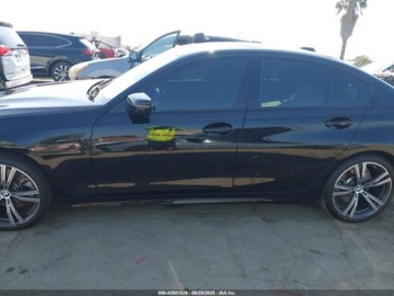 BMW Seria 3 G20-G21 2023 BMW Seria 3 330i 2023 2.0l 2.0 Benzyna 255KM, zdjęcie 2