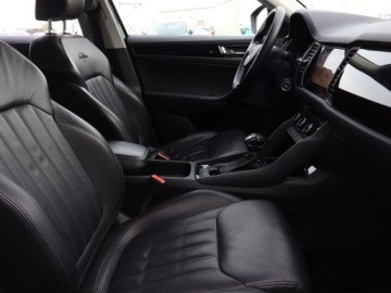 Skoda Kodiaq I SUV 2.0 TDI SCR 200KM 2021 Skoda Kodiaq 2.0 TDI, Salon Polska, 197 KM, 4X4, zdjęcie 8