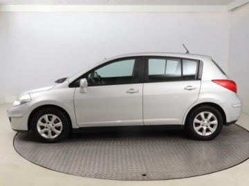 Nissan Tiida Sedan 1.6 i 110KM 2009 Nissan Tiida 1.6 i 16V, Automat, Klima, zdjęcie 2