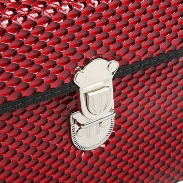 Вещевой отсек в багажнике автомобиля Бин Просты