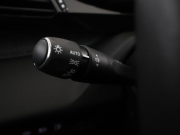 Peugeot 408 Crossover Plug-In 1.6 Plug-In Hybrid 180KM 2024 Peugeot 408 PHEV automat vitual cocpit navi klima, zdjęcie 37