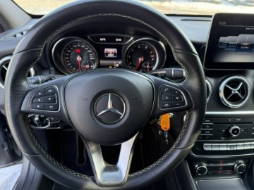 Mercedes Klasa A W176 Hatchback 5d Facelifting 200 156KM 2017 Mercedes A 200 AUTOMAT. ASYSTENT. 1.6 BEN., zdjęcie 16