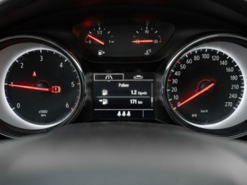 Opel Astra J GTC 1.6 CDTI Ecotec 110KM 2018 Opel Astra WD8771S#1.6 CDTI Enjoy Klima Ekran, zdjęcie 11