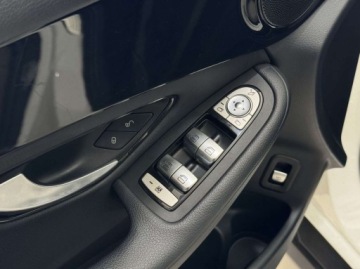 Mercedes GLC C253 SUV Facelifting 2.0 200d 163KM 2022 Mercedes-Benz GLC 200d 4-Matic Nawigacja Kamera cofania CarPlayAndroid, zdjęcie 19