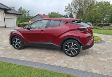 Toyota C-HR I Crossover 1.8 Hybrid 122KM 2018 Toyota C-HR Toyota C-HR 1.8 Hybryda 122KM, zdjęcie 2
