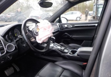 Porsche Cayenne II 2015 Porsche Cayenne Okazja 3.0 Hybryda 333KM, zdjęcie 24