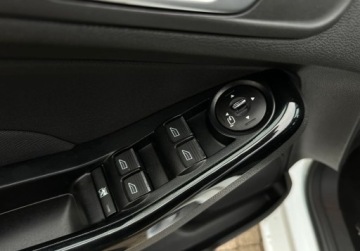 Ford Fiesta VII Hatchback 3d Facelifting 1.0 80KM 2013 Ford Fiesta 1.0 Benzyna, Czujniki Parkowania PODGRZEWANE FOTELE Klimatronik, zdjęcie 12