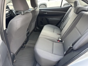 Toyota Corolla XI Sedan 1.4 D-4D 90KM 2016 Toyota Corolla 1.4 D-4D Active Seria E16 (2012-201, zdjęcie 11