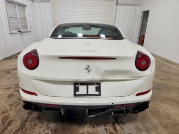 Ferrari California 2015 Ferrari California T 2015r., CALIFORNIA T, 3.9L, od ubezpieczalni 3.9 560KM, zdjęcie 4