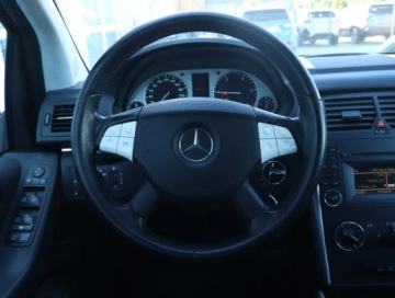 Mercedes Klasa B W245 180 CDI 109KM 2009 Mercedes B B 180 CDI , Salon Polska, Klima, zdjęcie 17