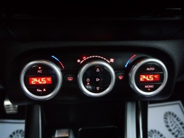 Alfa Romeo Giulietta Nuova II Hatchback 5d 2.0 JTD 16v 170KM 2011 Alfa Romeo Giulietta 1.6 Stan Idealny Gwarancja12m, zdjęcie 20