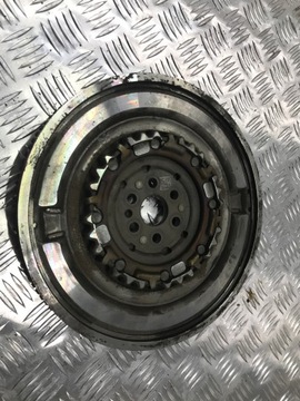KIA HYUNDAI 1.6 T-GDI KOLO DVOUHMOTNÉ 23200-2B590