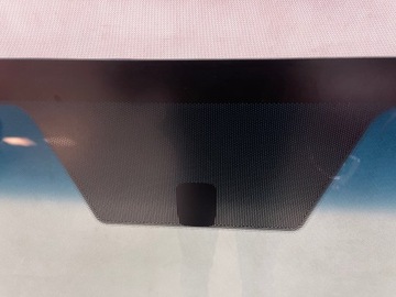 НОВОЕ ВЕТРОВОЕ СТЕКЛО VW FOX ПОСЛЕ 2005 ГОДА