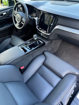 Volvo V60 II  Kombi Plug-in 2.0 T6 Plug-In Hybrid 350KM 2023 VOLVO V60 II T6 Plug-in Hybrid AWD 2023 Harman Kardon FAKTURA 23%, zdjęcie 12