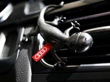 GEKOON SCENT ЧЕРНЫЙ ОСВЕЖИТЕЛЬ ДЛЯ АВТОМОБИЛЯ AUDI 000087009D