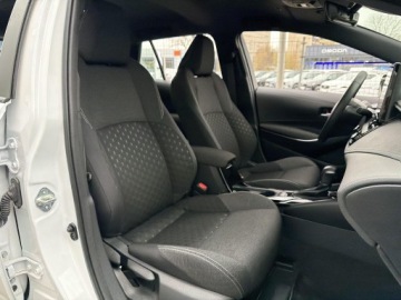 Toyota Corolla XII TS Kombi Facelifting 1.8 Hybrid 140KM 2024 Toyota Corolla 1.8 Hybrid Comfort Seria E21 (2019-, zdjęcie 23