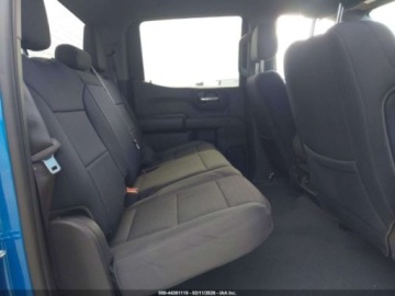 Chevrolet Silverado II 2023 Chevrolet Silverado 1500 Short Bed Custom Trail Boss 2023 5.3 Benzyna 355KM, zdjęcie 12