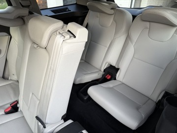 Volvo XC90 II SUV 2.0 D4 190KM 2017 VOLVO XC90 MOMENTUM 190 KM, zdjęcie 8