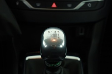 Peugeot 308 II SW Facelifting 1.5 BlueHDI 130KM 2019 Peugeot 308 1.5 BlueHDi, Salon Polska, zdjęcie 10