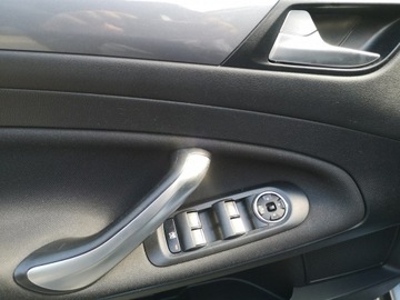 Ford Mondeo IV Hatchback 2.0 Duratorq TDCi DPF 140KM 2014 Ford Mondeo 2.0TDCI 140KM # Klima # Ledy #, zdjęcie 8