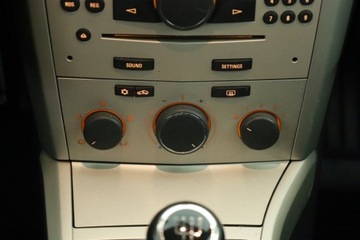 Opel Astra H Hatchback 5d 1.6 ECOTEC 115KM 2008 Opel Astra 1.6 16V, Salon Polska, Klima, Tempomat, zdjęcie 10