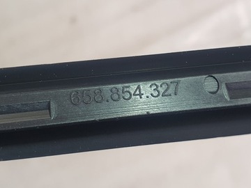 SKODA KAMIQ НАКЛАДКА ПЕРЕДНЕГО ОКНА ЛЕВАЯ 658854327
