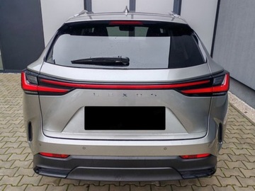 Lexus NX II SUV Facelifting 2.5 350h 200KM 2025 Od ręki - 350h Prestige 2.5 Hybrid AWD 200KM | Head-up!, zdjęcie 3