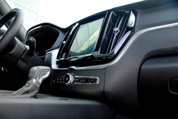 Volvo XC60 II Crossover D5 235KM 2018 Volvo XC 60 automat,D5 AWD,Inscription,salon PL,kamera,skora,BowersWilkins, zdjęcie 8