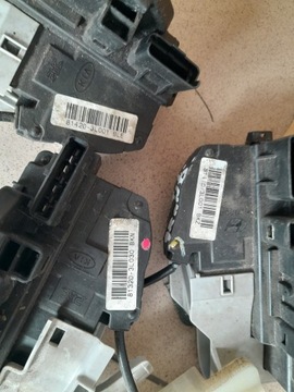 HYUNDAI GRANDEUR ZÁMEK DVEŘE PŘEDNÍ PRAVÝ ZADNÍ LEVÝ 81320-3L030 81410-3L001
