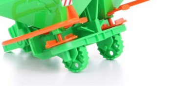 Разбрасыватель удобрений Bruder Amazone 02327