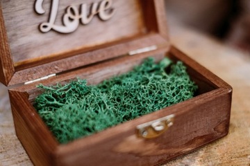 КОРОБКА ИЗ МХА В РУСТИК БОХО ДЛЯ КОНВЕРТОВ И ОБРУЧАЛЬНЫХ КОЛЬЦ В РУСТИКЕ