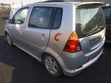 DAIHATSU YRV 01- DVEŘE LEVÉ ZADNÍ KÓD LAK S07