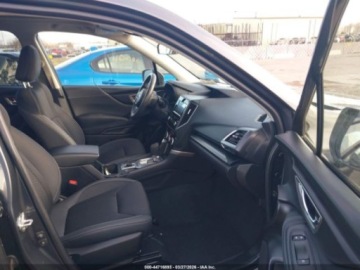 Subaru 2023 Subaru Forester 2023r., 4x4, 2.5L 2.5 Benzyna 182KM, zdjęcie 7