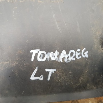 PODBĚH LEVÉ ZADNÍ VW TOUAREG