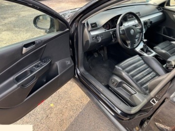Volkswagen Passat B6 Variant 2.0 TDI-CR DPF 140KM 2009 Volkswagen Passat 2.0 TDI DPF Comfortline 140KM 2009r, zdjęcie 11