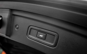 Infiniti FX II Crossover 3.0d V6 238KM 2011 Infiniti FX S 3.0d 238ps Navi Bose Bixenon 4x4 Szyberdach Radar Szwajcaria, zdjęcie 18