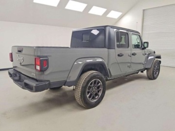 Jeep Gladiator 2023 Jeep Gladiator Overland 2023 3.6 Benzyna 285KM, zdjęcie 3