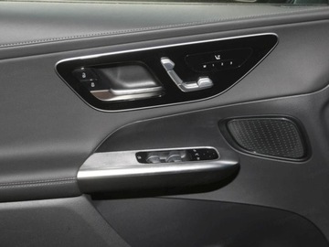 Mercedes GLC C254/X254 Coupe 2.0 220d 197KM 2025 GLC Coupe 220 d 4-Matic AMG Line 2.0 (197KM) 2025, zdjęcie 13