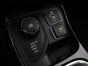 Jeep Compass II SUV 2.0 MJD 170KM 2018 Jeep Compass 2.0d Automat 4WD Limited Panorama, zdjęcie 28