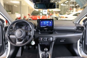 Toyota 2024 Toyota Yaris 1.5 Comfort 1.5 Benzyna 125KM, zdjęcie 5