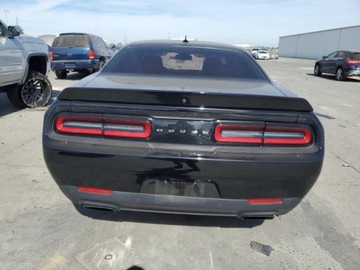 Dodge Challenger III 2019 Dodge Challenger 2019r., SRT HELLCAT REDEYE, od ubezpieczalni 6.2 Benzyna, zdjęcie 3