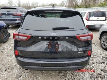 Ford Kuga III 2023 Ford Kuga 2023 r.,1,5 L ESCAPE ST LINE 1.5 Benzyna 181KM, zdjęcie 4