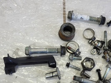 Śruby demontażowe Honda Deauville NT 700 2006-2011r