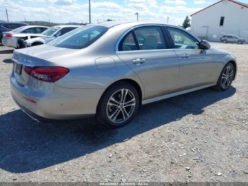 Mercedes Klasa E W213 2021 Mercedes-Benz Klasa E 350 4Matic 2021 2.0l 2.0 Benzyna 255KM, zdjęcie 5