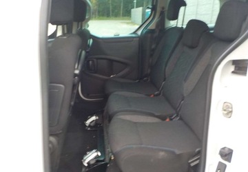 Peugeot Partner II Tepee Facelifting 2015 1.6 BlueHDi 100KM 2018 Peugeot Partner Do przewozu niepelnosprawnych Okazja 1.6 Diesel, zdjęcie 25
