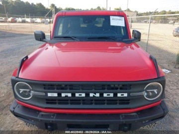 Ford 2022 Ford Bronco 2022r, Black Diamond, 4x4, 2.3L 2.3 Benzyna 275KM, zdjęcie 2