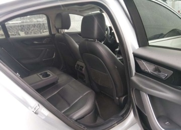 Jaguar XE 2020 Jaguar XE 2020r., S Awd Automatic, 2L, od ubezpieczalni 2.0 Benzyna 250KM, zdjęcie 10