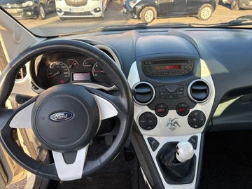 Ford Ka III 1.2 Duratec 69KM 2012 Ford KA 1.2 Klima Panorama 2012, zdjęcie 12